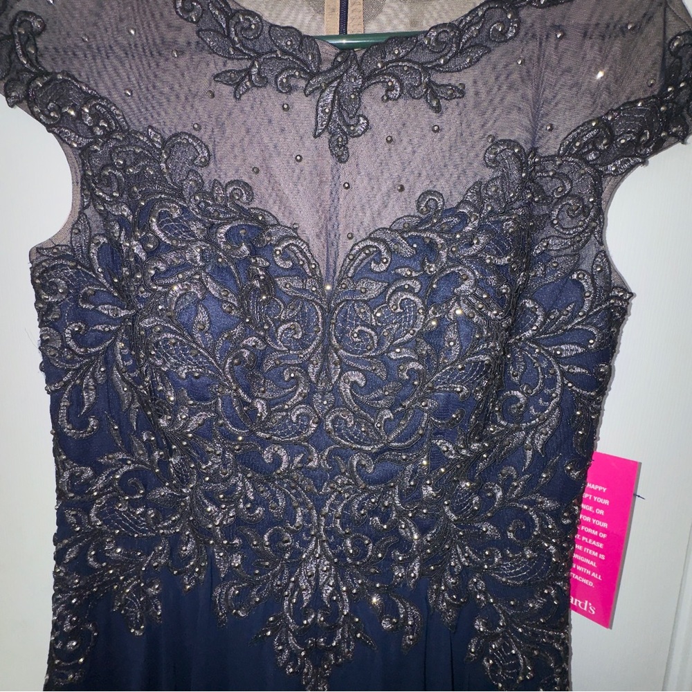 XSCAPE Formal A Line Embroidered Long Evening Gown-Navy/Gunmetal Size 6 NWT. - Picture 6 of 12